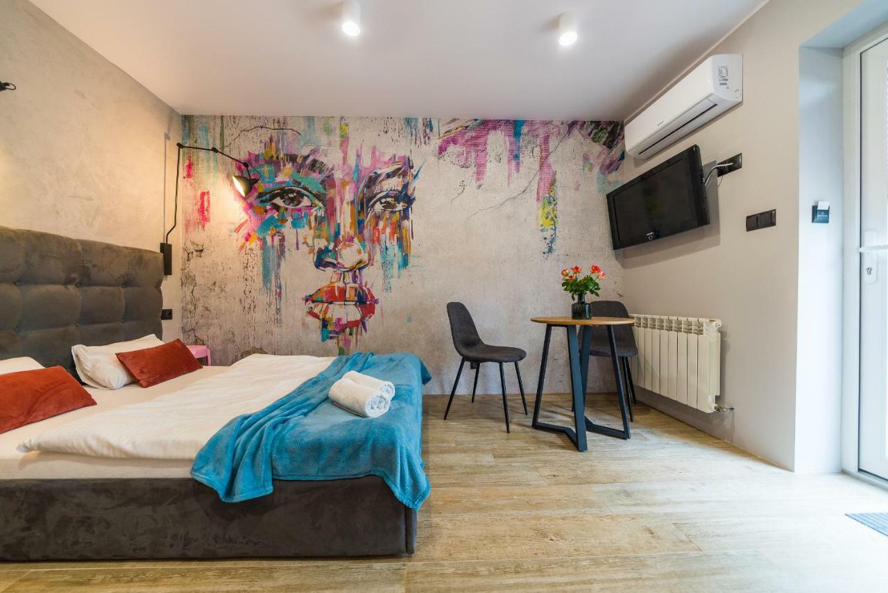 "Ku Sloncu" -Pokoje& Apartamenty - Jastrzębia Góra Exterior foto